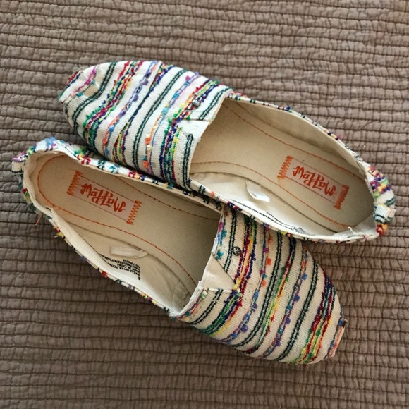 Mad Love for Target Rainbow Thread Flats - Size 8 - Picture 7 of 7